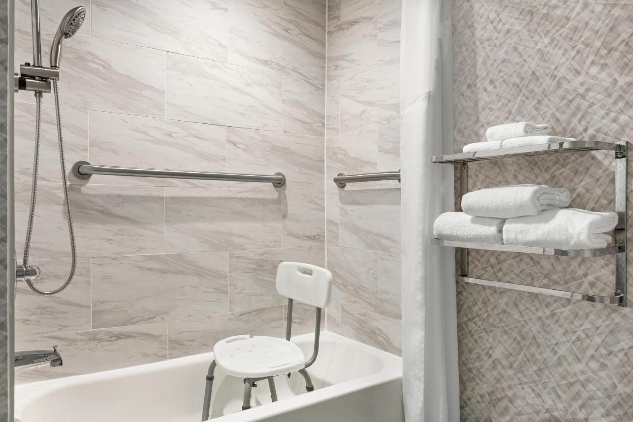 Holiday Inn Lic - Laguardia West, An Ihg Hotel New York Eksteriør bilde